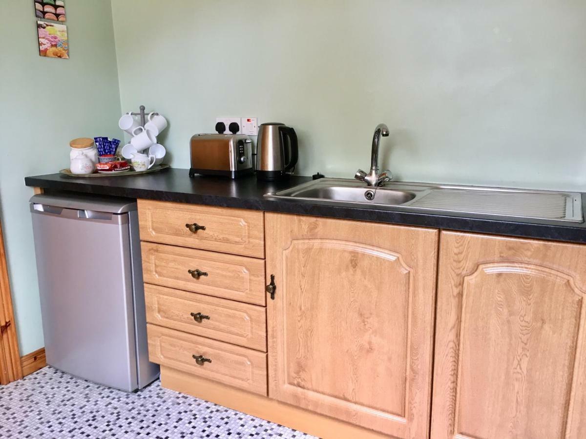 Moybrone Flat Apartment Енискилен Екстериор снимка
